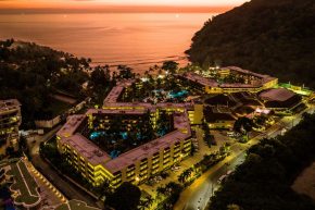 Phuket Marriott Resort & Spa, Merlin Beach